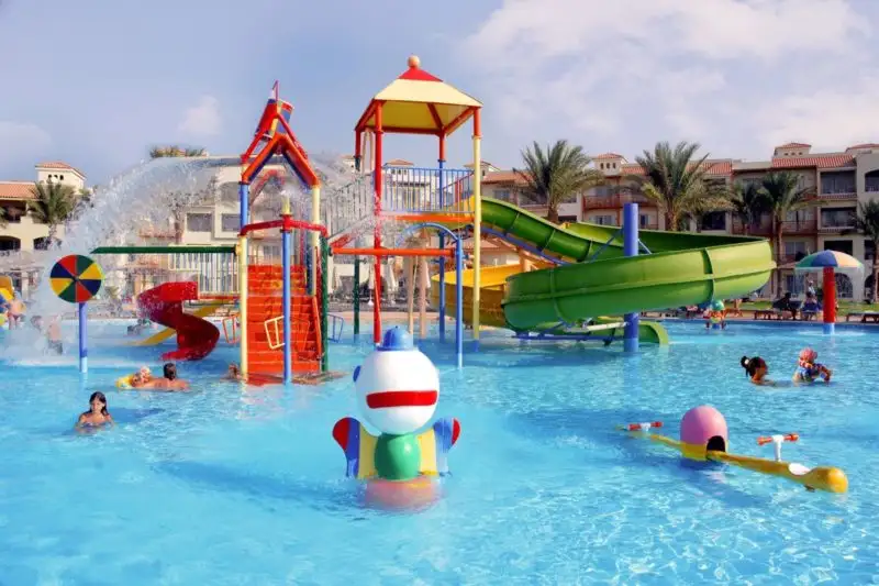 Kinderzwembad hotel Dana Resort