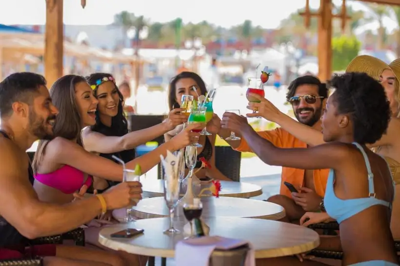 bar sunrise mamlouk palace resort hurghada in egypte