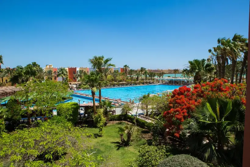 Arabia Azur Resort in Hurghada