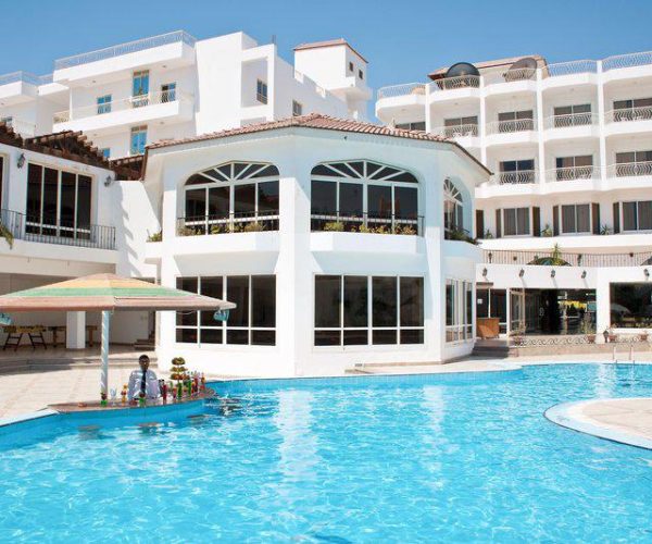 Minamark beach resort hurghada zwembad